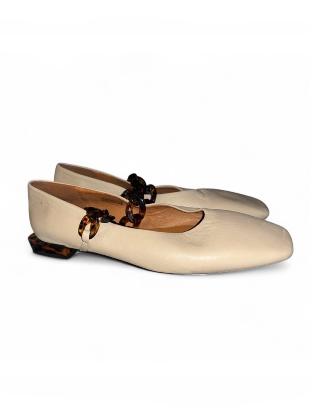 Angel Alarcon Tortoise Chain Leather Beige shoes size 39/8.5-9
